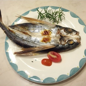 魚之達人頂級鮮撈飛魚一夜干（1尾） 特價：$0