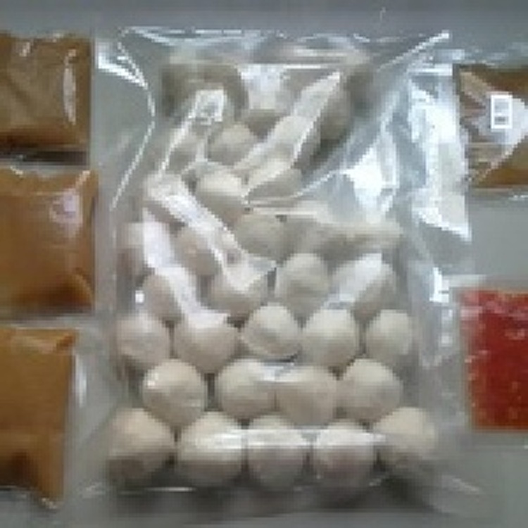 豆味行魚丸1包(含甜不辣醬*3包＋湯頭*1包+辣椒醬*1包)