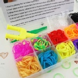 Rainbow Loom彩虹編織器15格收納盒套裝(小)_內附360條皮筋及多樣工具!