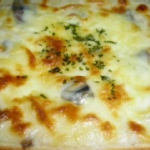 ♥~茲蘭~♥單片包裝焗烤蘑菇白醬厚片吐司 ★~滿滿幸福的味道 ~★ ^^NEW~ 試吃價推出^^ 特價：$25