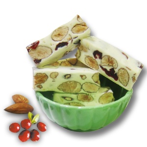 綜合手工杏仁牛軋糖（原味+蔓越莓） 特價：$265