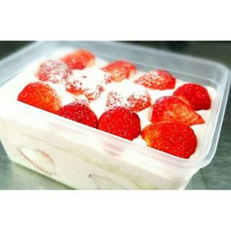 草莓卡士達蛋糕