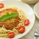 典藏茄汁肉醬 經典跟典藏是同一種醬啦(不含麵，醬料包140g)