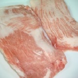 特級松阪豬肉(每公斤售價) 約1kg/包(不定重產品需過磅計價；每公斤售價$420元)(本月特價商品)
