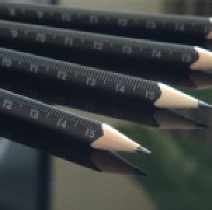 三角HB測量鉛筆