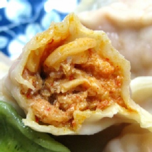 【鮮入為煮】手工冷凍韓式泡菜豬肉水餃 特價：$45