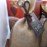 100%瑞士蓮純苦巧克力 bonbons 完全沒有任何甜味 只有純巧克力所帶來的獨特酸澀味 巧克力迷不可錯過的好商品