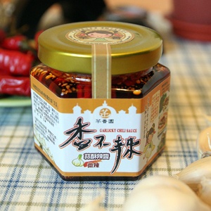 香不辣-蒜酥辣醬《微辣》 特價：$120