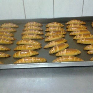 宜蘭媽媽自製{肉脯}牛角麵包