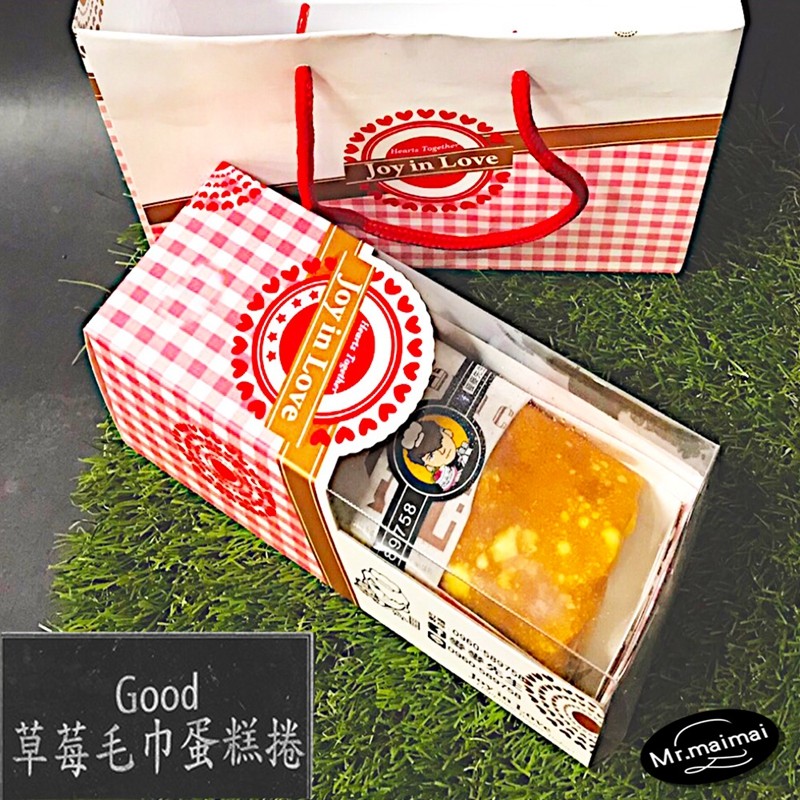 草莓毛巾蛋糕捲。