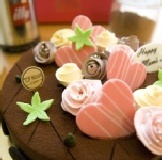 洋公館 《私房生巧克力蛋糕》8吋 原味 ;母親節專案:任選滿四個每個特價599元,免運費