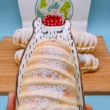 TOP冰鎮鮮奶露麵包 特價：$75