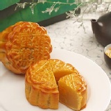芋泥月餅 特價：$15