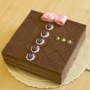 《洋公館 私房生巧克力蛋糕》8吋
