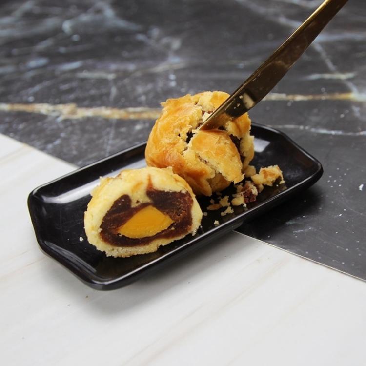 【麥麥先生】預購~中秋限定~ 菠蘿蛋黃酥