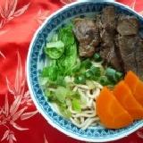 招牌紅燒牛肉麵 限時特價至7月底,以下單為主(含稅) 特價：$40