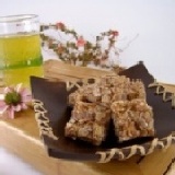 芋頭酥 約6~7兩 特價：$100