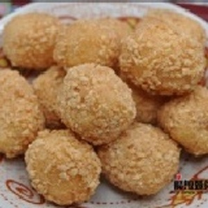 花生麻粩 半斤 特價：$100