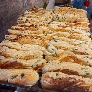 蔥花捲鍋貼 (一份兩個)