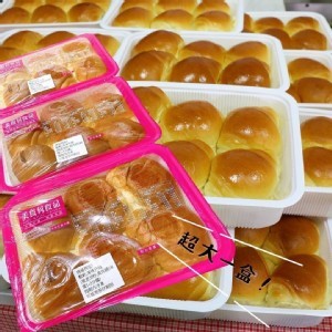 美食村拔絲麵包