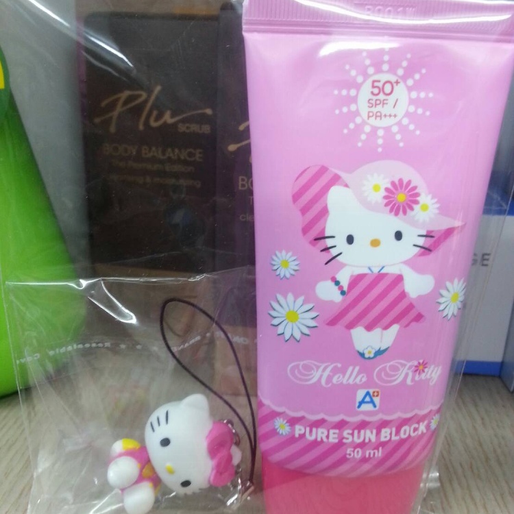 HOLLE KITTY 防曬霜 50+++