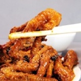 港式豉汁鳳爪 港式點心 鳳爪 炎炎夏日,冰冰涼涼的也非常的好吃唷^^ 特價：$200