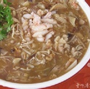 魚翅羹 特價：$450