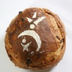 酒釀桂圓麵包 特價：$350