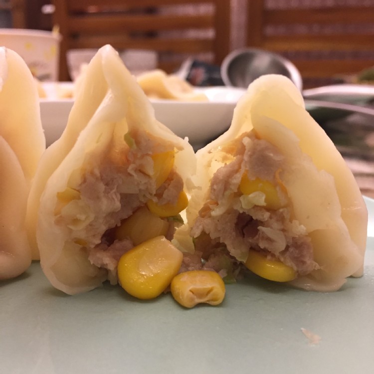 鮮肉玉米水餃