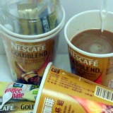 雀巢咖啡金牌雙杯組 1盒6組（12杯）有效期限：2012.9.15