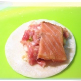 超大手作鮭魚水餃