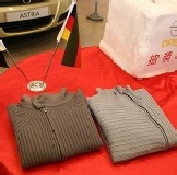 價值約二萬元的Armani限量針織衫