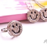 【alice's 愛麗絲】滿鑽笑臉 明星戒指（銀色）1024-2