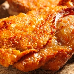 【極品】香煎無骨雞腿排 特價：$39