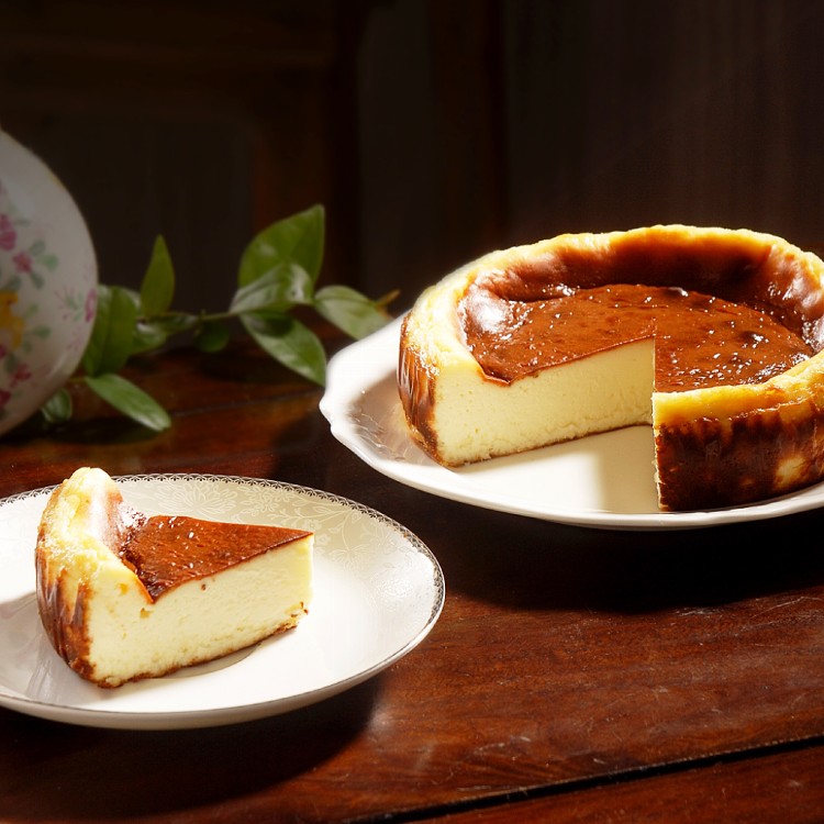 【亞尼克】巴斯克/原味起司磚/原味生乳捲/特黑生乳捲任選，單顆原促銷$620