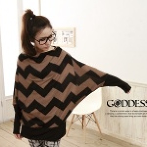 ★嘉蒂斯＊～不規則線條寬領長版上衣【12001咖啡】