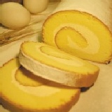 北海道牛奶蛋糕捲1條 ①成份：麵粉、發酵奶油、牛奶、蜂蜜、雞蛋、卡士達醬、法國頂級鮮奶油 特價：$300