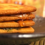 目鏡仔麥芽酥】蘇打海苔純麥芽餅 *電視媒體採訪*網路獨家販售零食 特價:$100 目鏡仔麥芽酥】蘇打海苔純麥芽餅 *電視媒體採訪*網路獨家販售零食 特價:$100