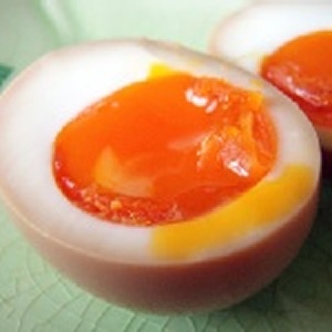 焦糖花椒糖心蛋 特價：$85