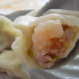 超大顆韭黃蝦仁水餃 吃的到整隻蝦子唷~特惠到8/31 限愛合購下訂享有此優惠 特價：$165