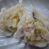 高麗菜豬肉水餃 特價：$90