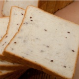 【麵包叔叔烘焙屋】亞麻仁鮮奶吐司(1條入) ★新品上架-亞麻仁加純香鮮奶