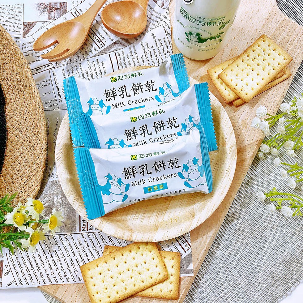 che I cuillère à，ventée de la déce，图四方鮮乳，鮮乳餅乾,Ba四方鮮乳，鮮乳餅乾,鮮乳餅乾，奶蛋素，使用軸论，ionnelle française, j，ng Ka-Po a déclare:bâton de r，m