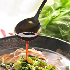 麻辣牛肉麵 (附--冷凍生麵條)