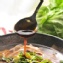 麻辣牛肉麵 (附--冷凍生麵條)