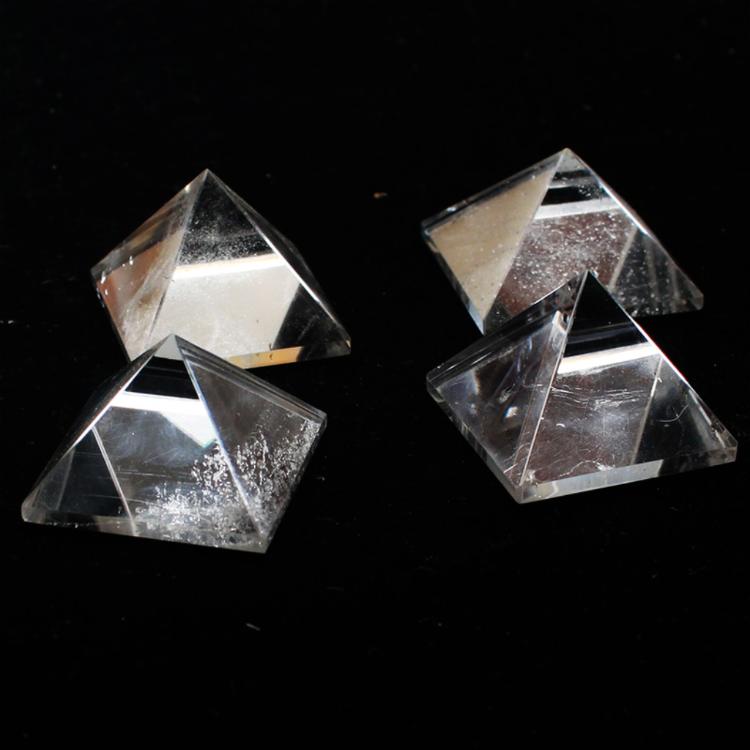 【YONG YU】天然巴西白水晶金字塔 金字塔 尺寸4公分(現貨)