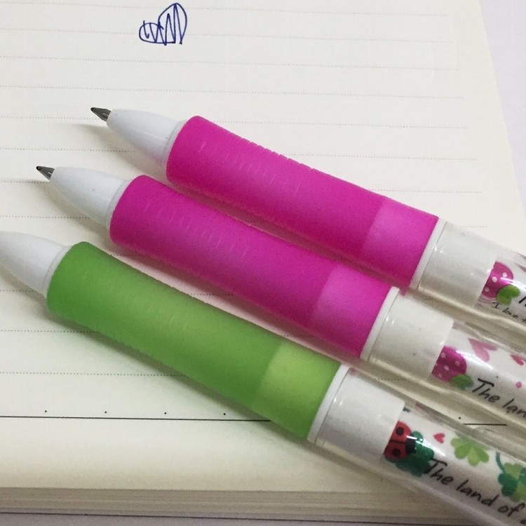 0.5mm粗管藍色中性筆