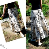 亞麻拼接長裙 竹葉花 特價：$250