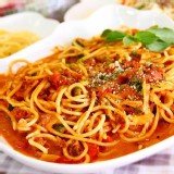 蕃茄紅醬煙燻培根義大利麵