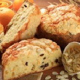 義大利水果麵包 (天然酵母) 如同的蛋糕口感,讓您對麵包有全新的體驗喔~